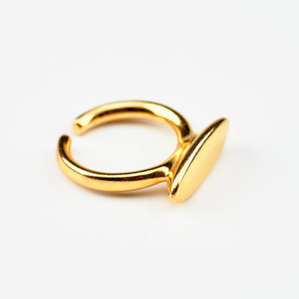 Γυναικείο επίχρυσο δαχτυλίδι οβαλ