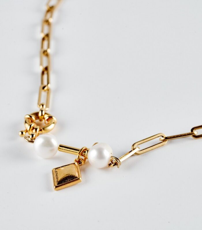 Κολιέ αλυσίδα ατσάλινη με μαργαριτάρια