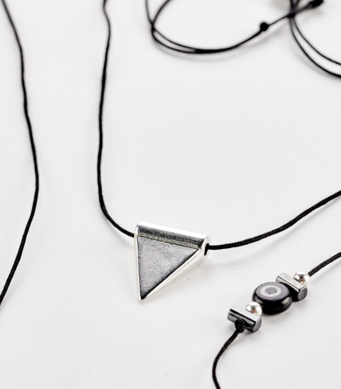 Κρεμαστό διπλό κορδόνι ανδρικό κολιέ