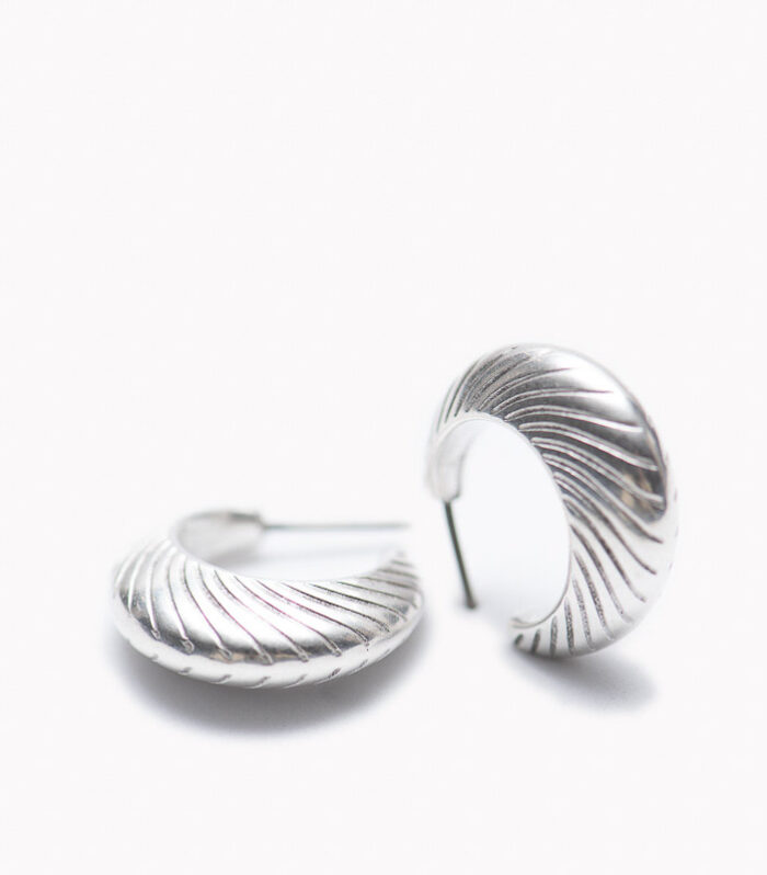 %ce%ba%cf%81%ce%b9%ce%ba%ce%bf%ce%b9-%cf%83%ce%ba%ce%bf%cf%85%ce%bb%ce%b1%cf%81%ce%b9%ce%ba%ce%b9%ce%b1-chiisana-silver