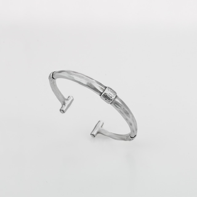 %ce%b2%cf%81%ce%b1%cf%87%ce%b9%ce%bf%ce%bb%ce%b9-x%ce%b5%ce%b9%cf%81%ce%bf%cf%80%ce%b5%ce%b4%ce%b1-%ce%b1%cf%83%ce%b7%ce%bc%ce%af-minimal-cuff-%ce%bc%ce%b5-%cf%83%cf%86%cf%85%cf%81%ce%ae%ce%bb%ce%b1